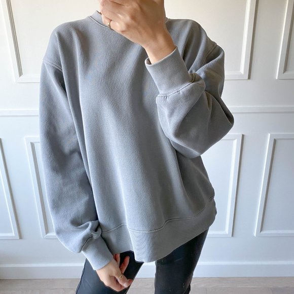 Aritzia Sweaters - Worn 2x Artizia TNA COZYAF Boyfriend Crew